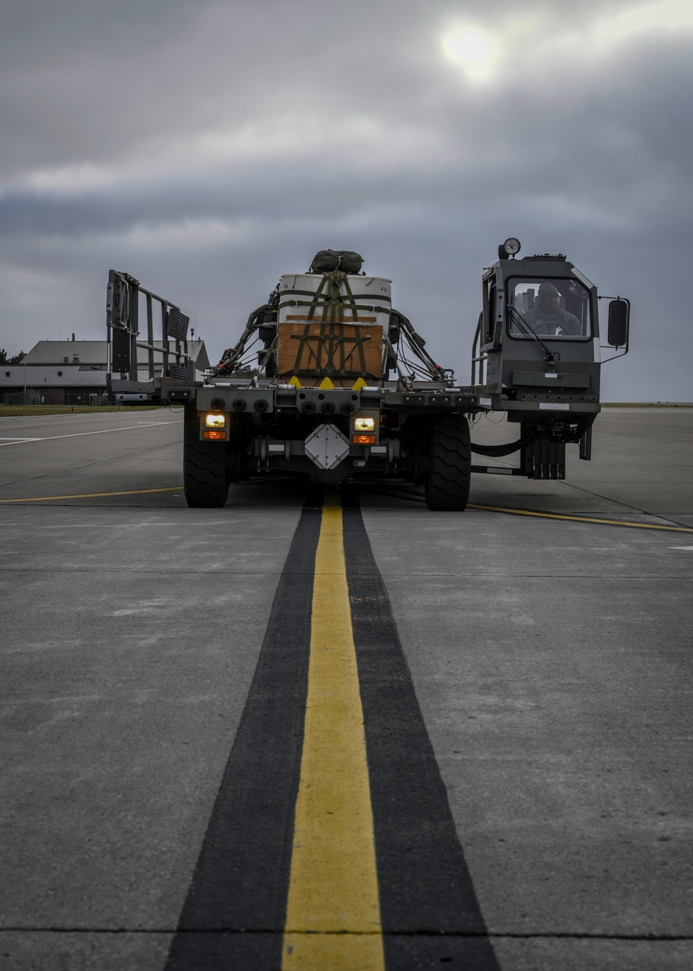 Four-aircraft tactical airdrop keeps combat-skills fresh