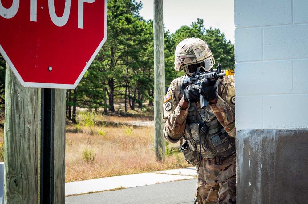 250th Brigade Support Battalion conducts MOUT training