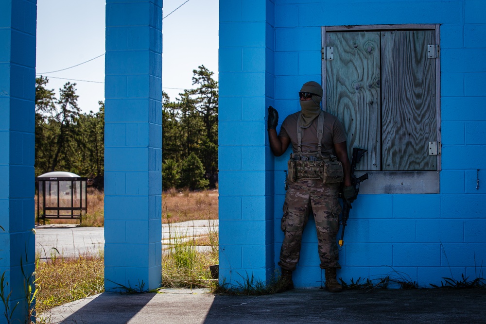 250th Brigade Support Battalion conducts MOUT training