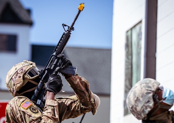 250th Brigade Support Battalion conducts MOUT training