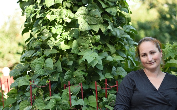 Military spouse shows strength through adversity