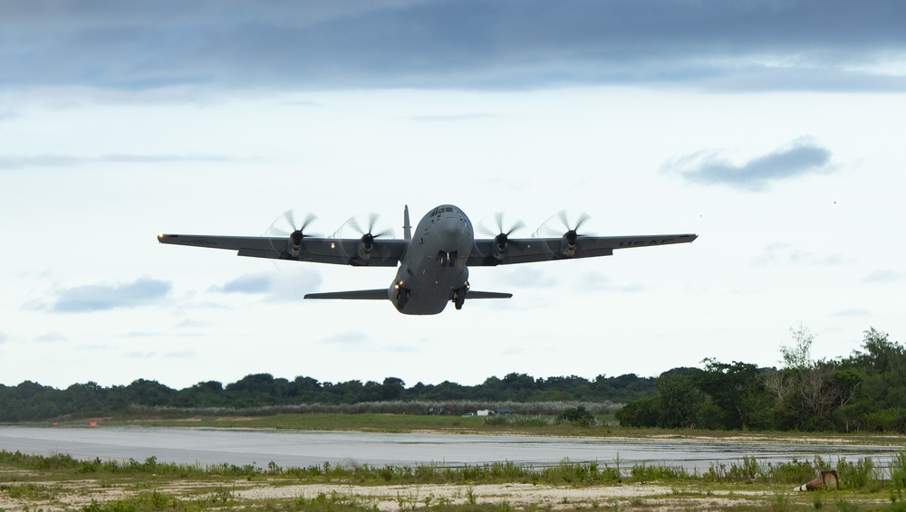 Andersen host exercise Valiant Shield 2020