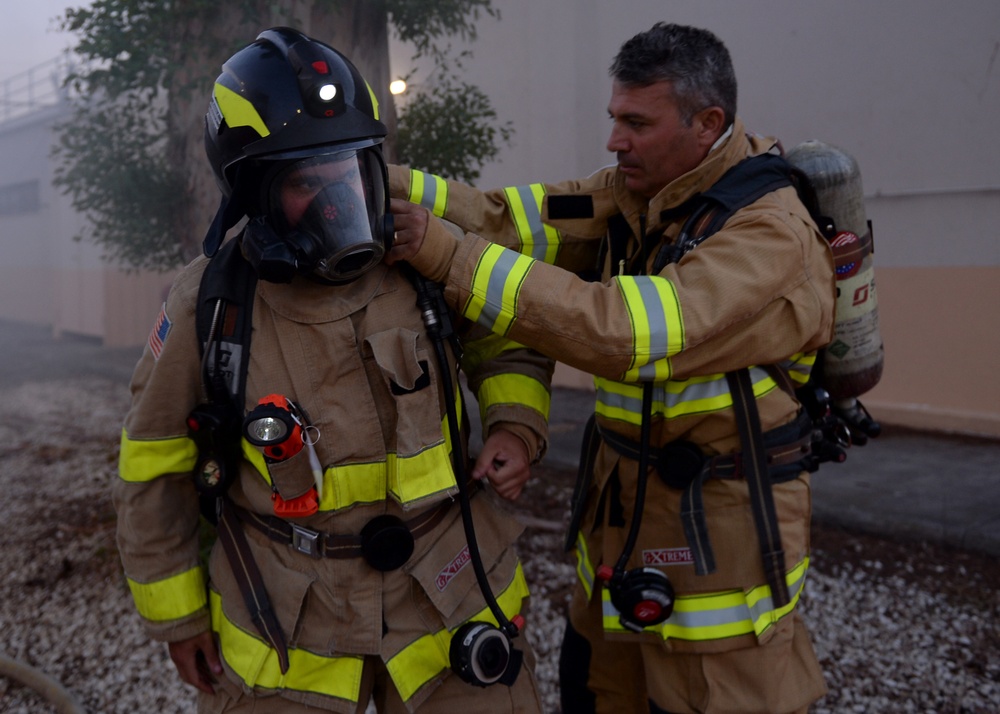 NAS Sigonella Fire and Emergency Services Conduct Nighttime Live Structural Fire Training