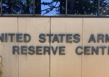 U.S. Army Reserve activates first field feeding company