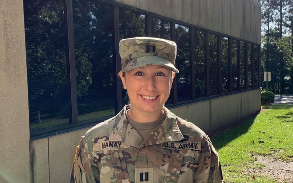 U.S. Army Reserve activates first field feeding company