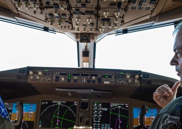 Pacific Air Forces Commander takes tour, flight of KC-46