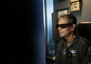 Pacific Air Forces Commander takes tour, flight of KC-46