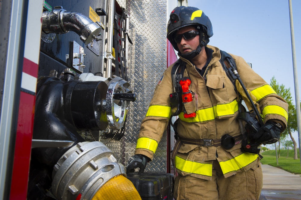 NAS Sigonella Fire and Emergency Services Conduct Hydrant Testing