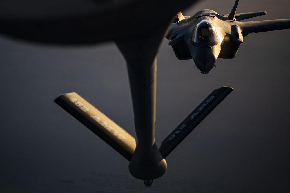 340th EARS Refuels USAF F-35A Lightning IIs for the Fight