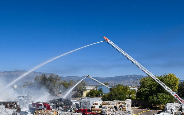 KAFB Firefighters respond to ABQ fire