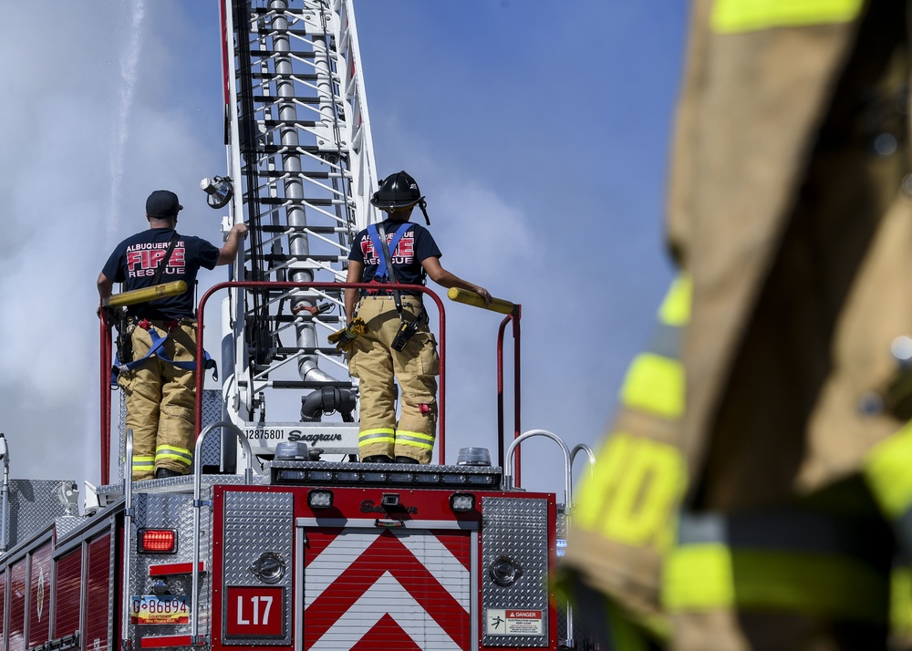 KAFB Firefighters respond to ABQ fire