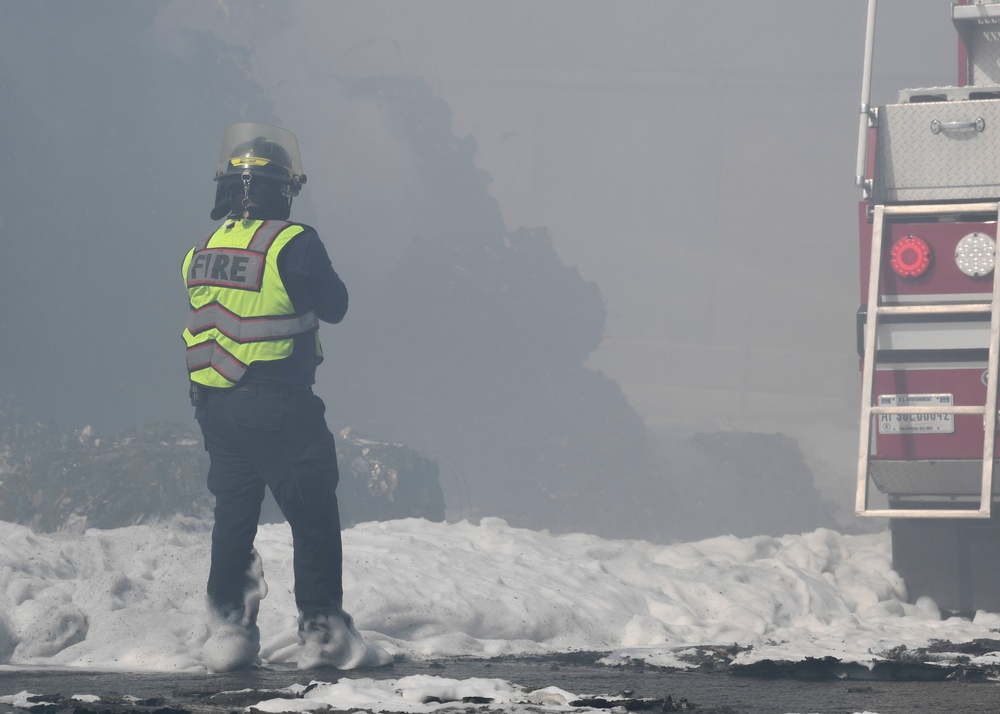 KAFB Firefighters respond to ABQ fire