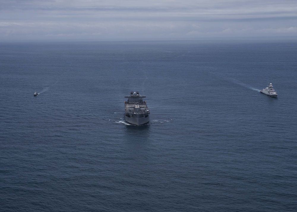 USS Hershel “Woody” Williams conducts training exercise with Ghana, Italian Navy