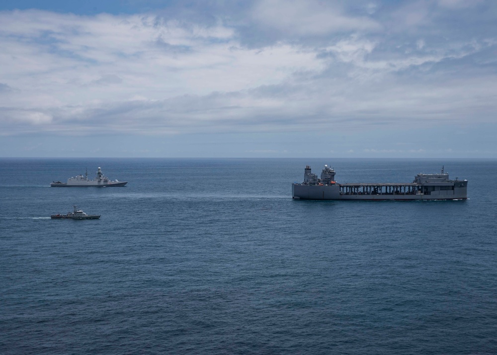 USS Hershel “Woody” Williams conducts training exercise with Ghana, Italian Navy