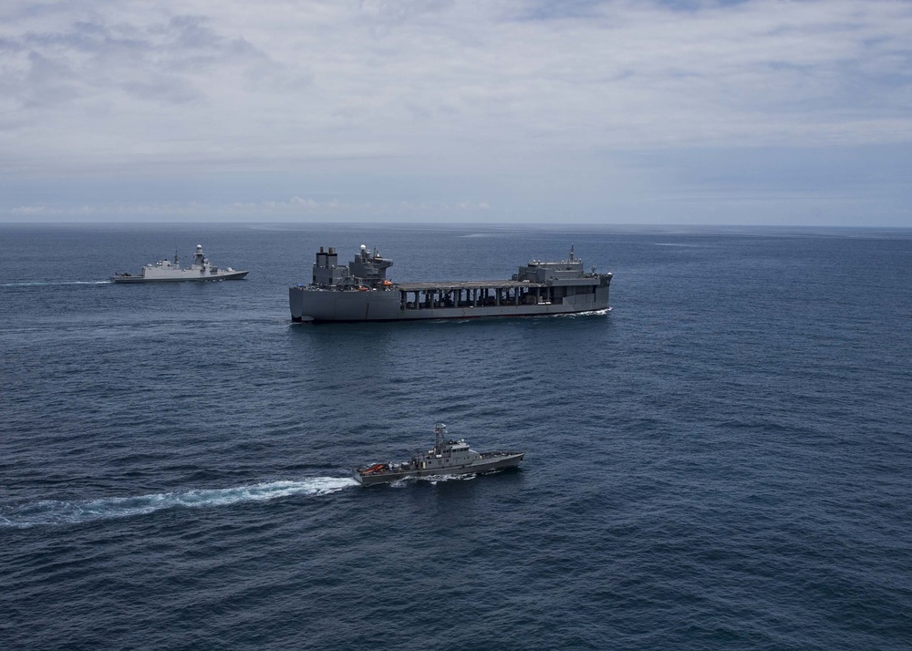 USS Hershel “Woody” Williams conducts training exercise with Ghana, Italian Navy