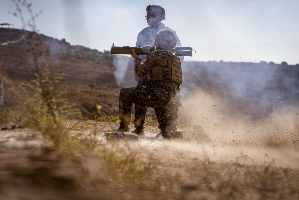 I MIG Marines Conduct M72 LAW Range