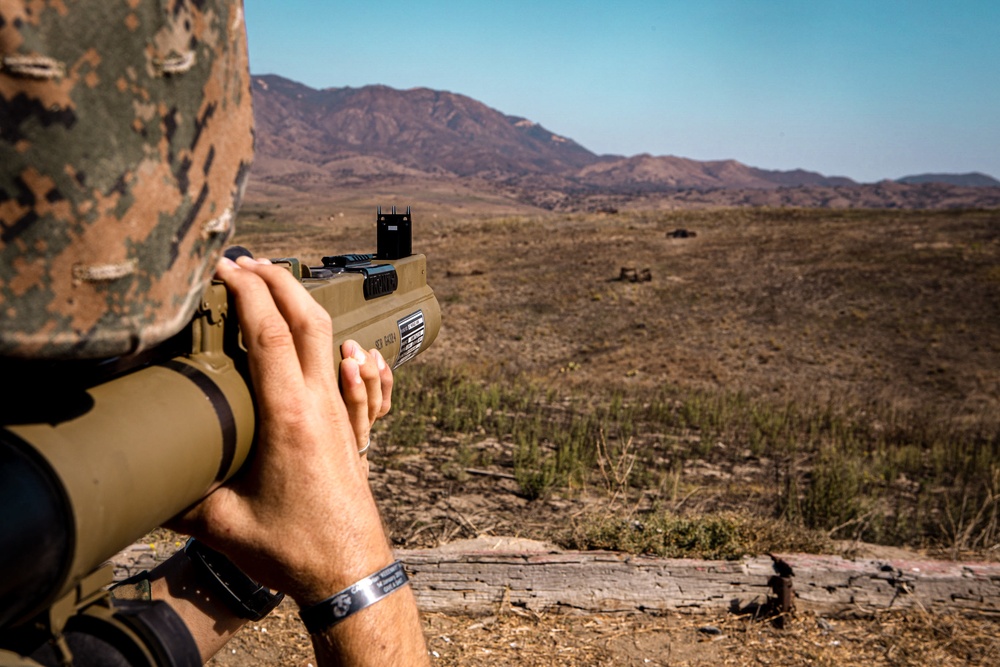 I MIG Marines Conduct M72 LAW Range