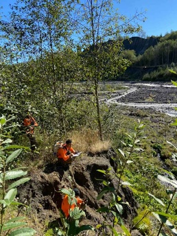 304th Rescue Squadron Supports Successful Rescue of 16-Year-Old Missing Hiker Near Mt St. Helens