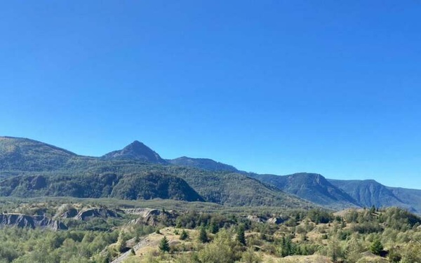 304th Rescue Squadron Supports Successful Rescue of 16-Year-Old Missing Hiker Near Mt St. Helens