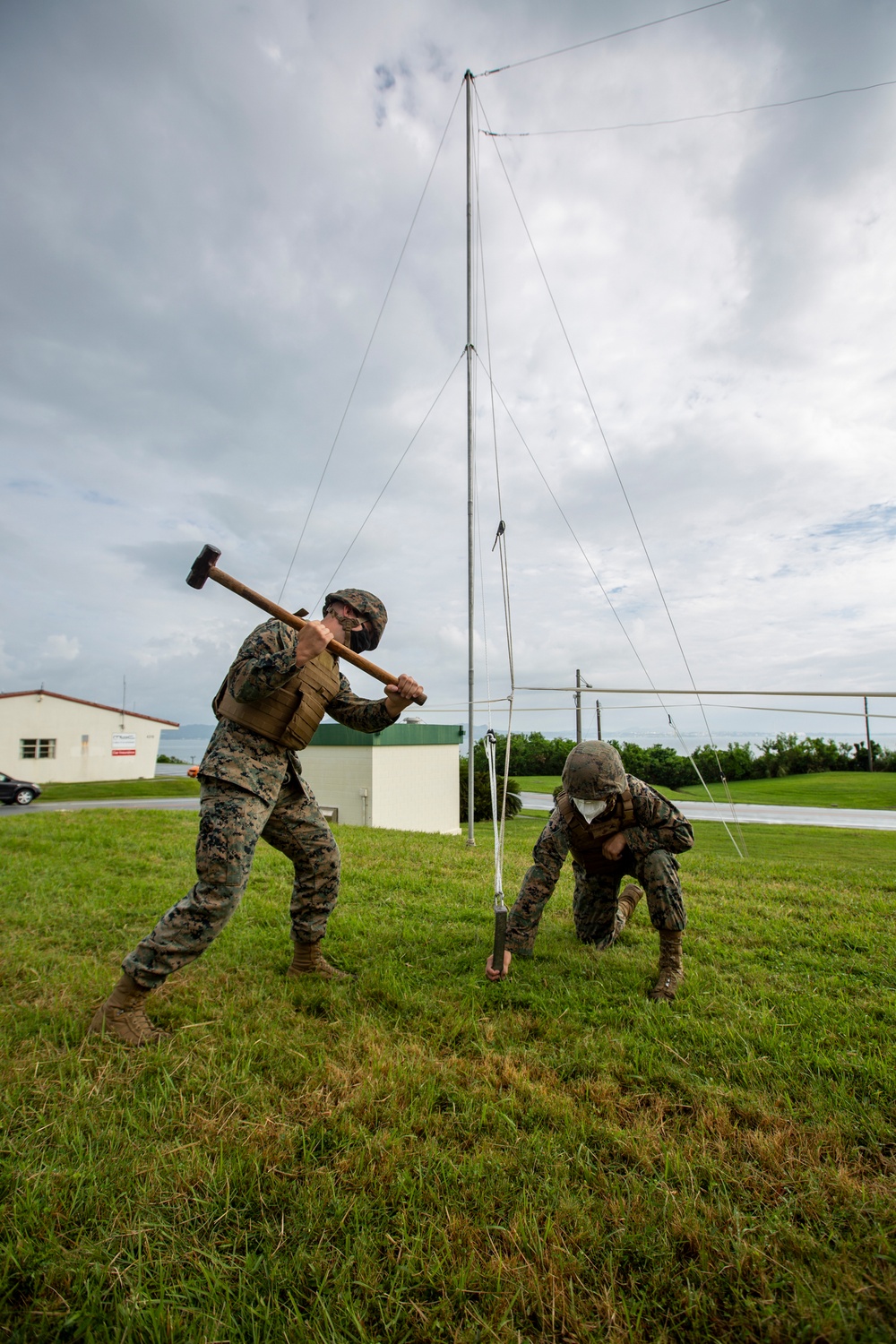 MWCS-18 Conducts Long Haul High Frequency Training