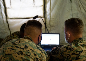 MWCS-18 Conducts Long Haul High Frequency Training