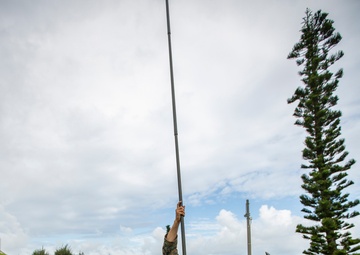 MWCS-18 Conducts Long Haul High Frequency Training