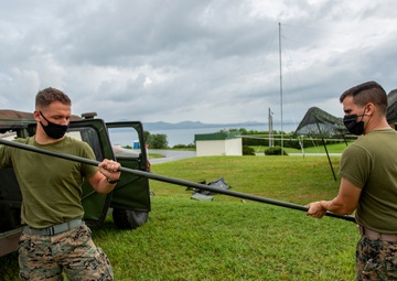 MWCS-18 Conducts Long Haul High Frequency Training