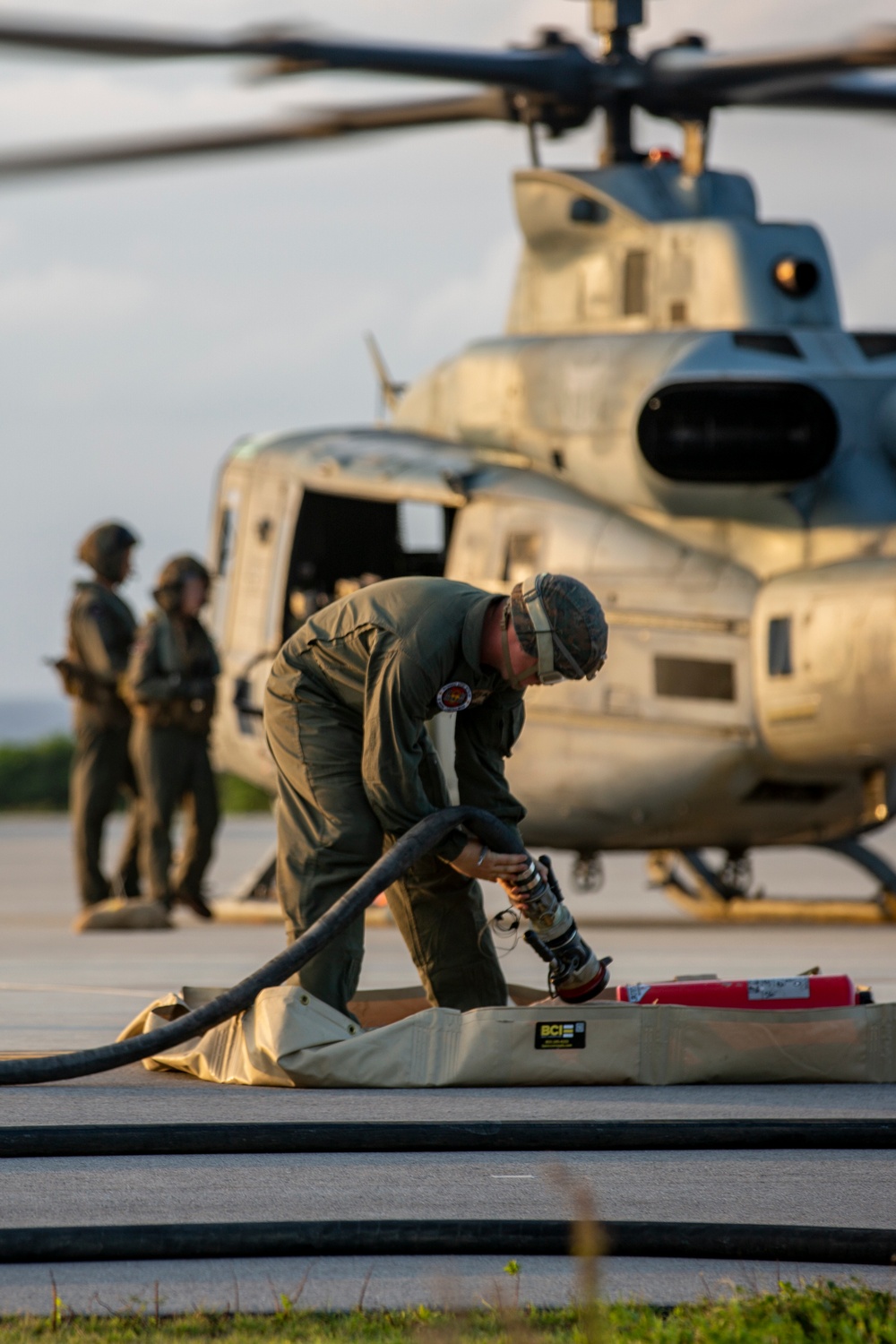 HMLA-469 Conduct FARP Training