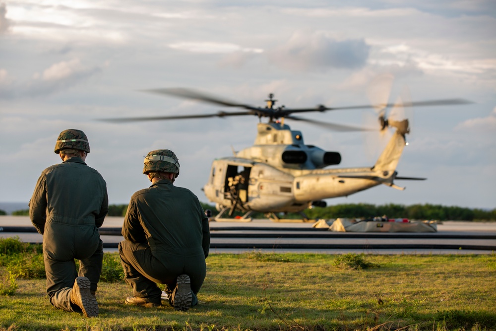 HMLA-469 Conduct FARP Training