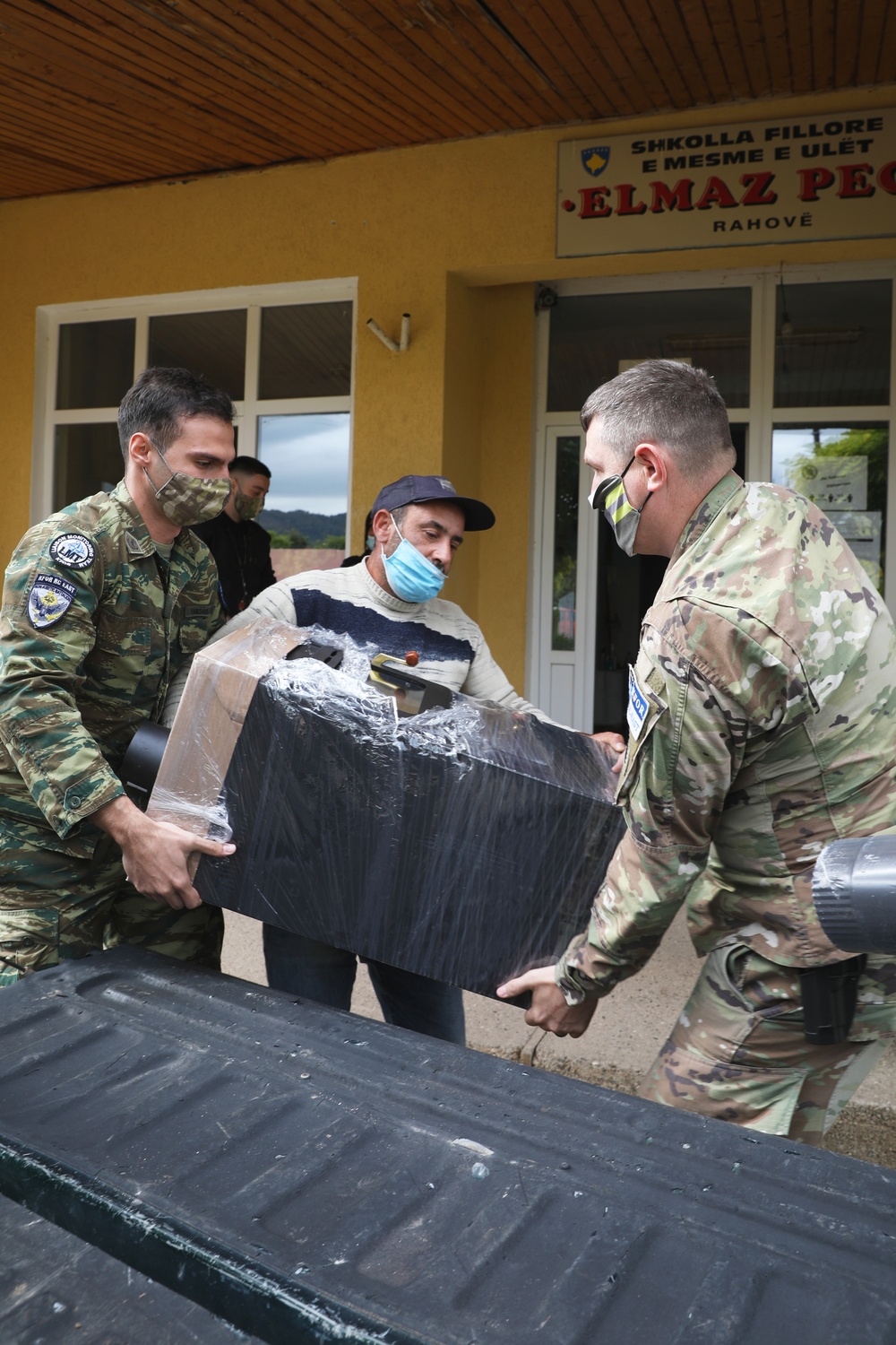KFOR RC-E Soldiers donate stoves to Kosovo schools