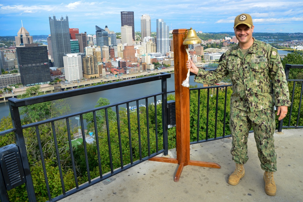 Navy Talent Acquisition Group Pittsburgh Makes Goal