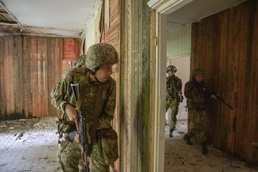 Ukraine, U.S. Forces train for urban operations