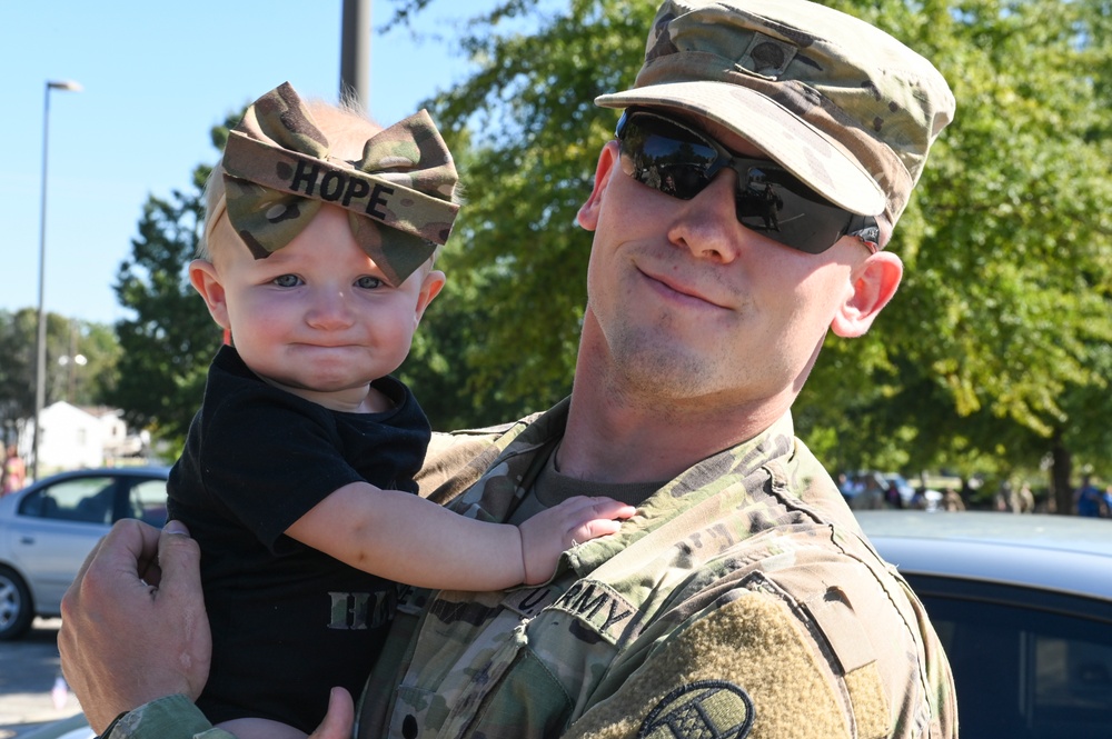 4-118th Infantry Battalion Soldiers return from deployment to Middle East