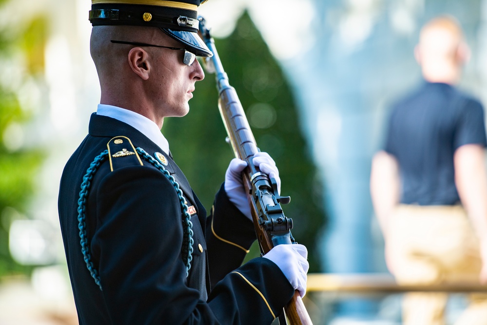 Defense Health Agency Visits ANC and Conducts a Public Wreath-Laying Ceremony at the Tomb of the Unknown Soldier