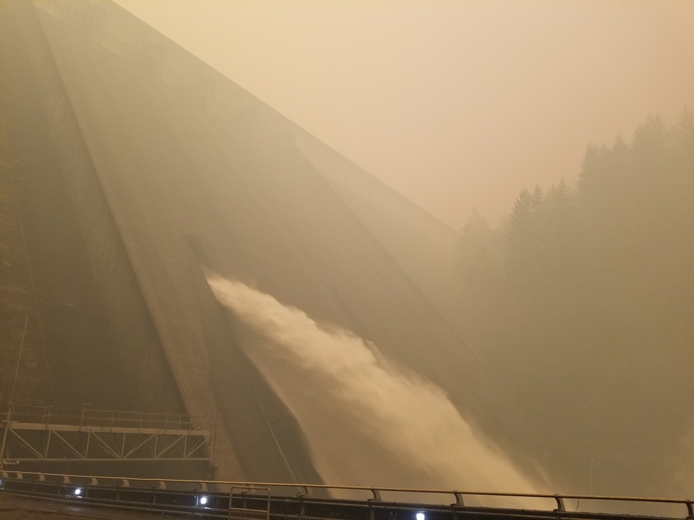 The longest shift: dam operator trapped at Detroit Dam during wildfires