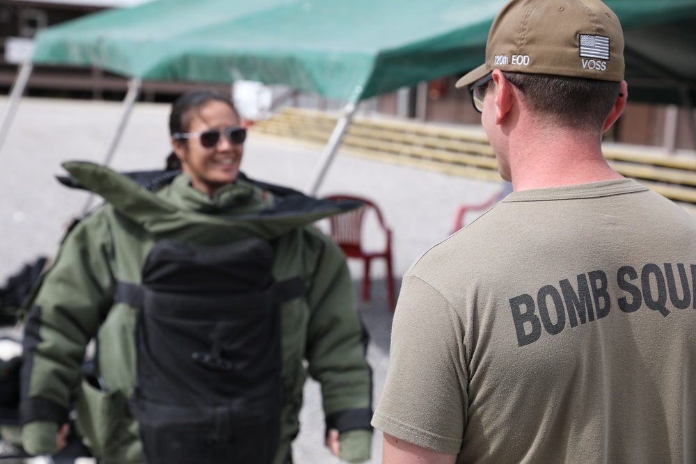 KFOR RC-E TF-EOD host EOD Day at Camp Bondsteel