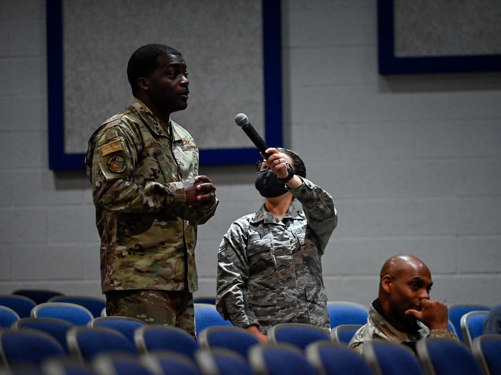 Diversity &amp; Inclusion Team hosts inaugural Women's Panel at Luke AFB