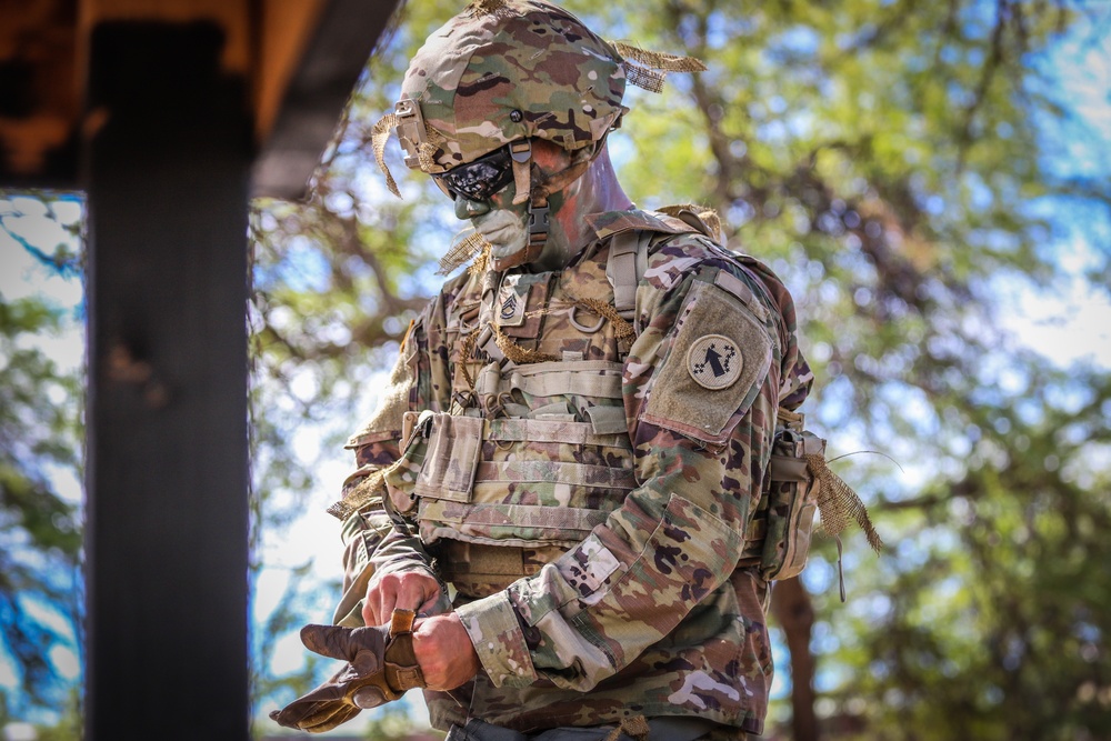 USARPAC BWC 2020: Hawaii, 18th MEDCOM Soldier participates in Warrior Tasks and Battle Drills