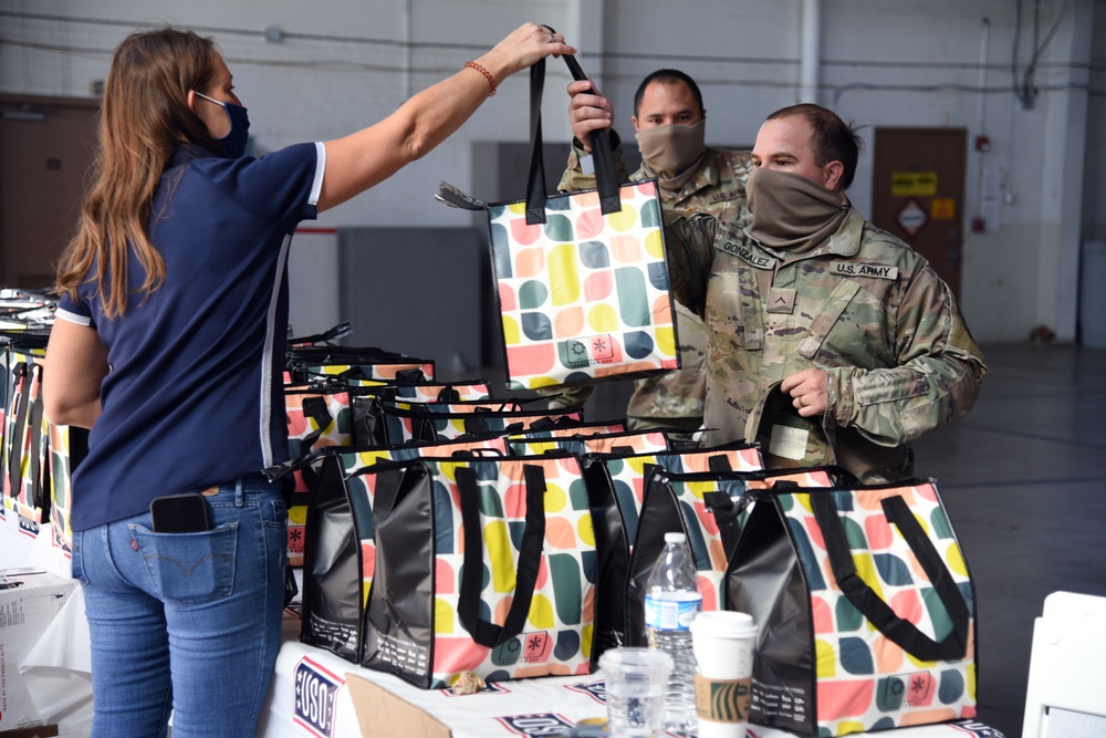 USO provides lunch to AZNG service members supporting COVID-19 response