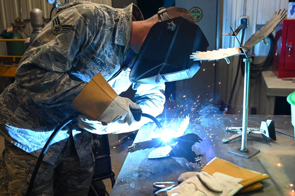 Hands-on training for civil engineers at Fargo training site