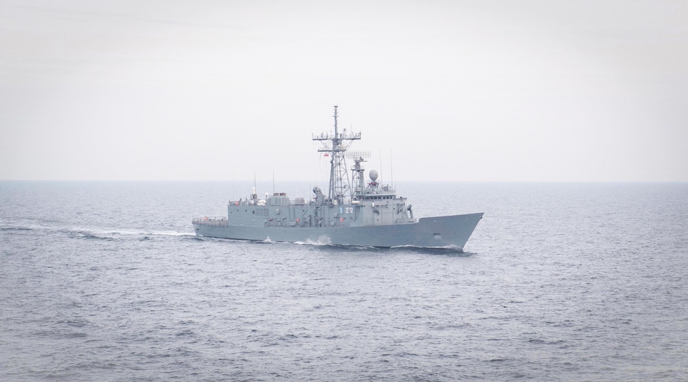 USS Ross (DDG 71) completes passing exercise with polish Navy.