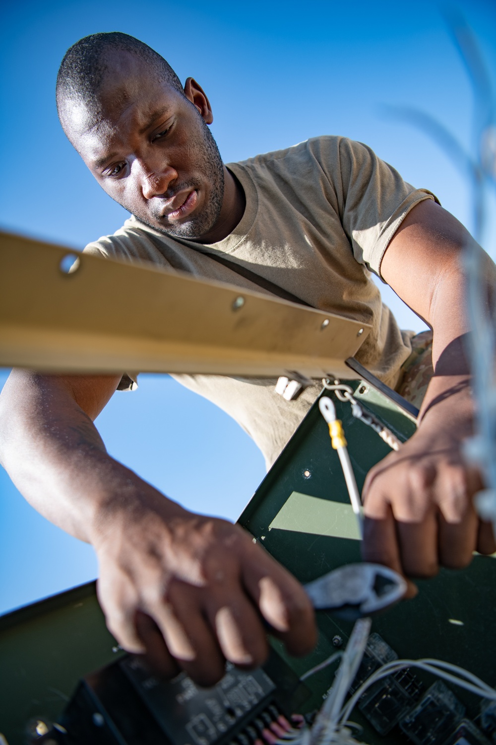 Diamond Brigade Maintainers, Maintain Excellence While Deployed!