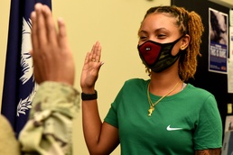 Swamp Fox recruiters meet FY20 goal by successfully adapting to a COVID-19 world