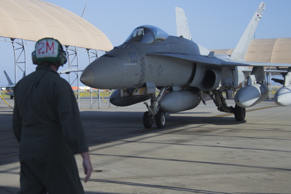 VMFA 312 arrives at MCAS Iwakuni