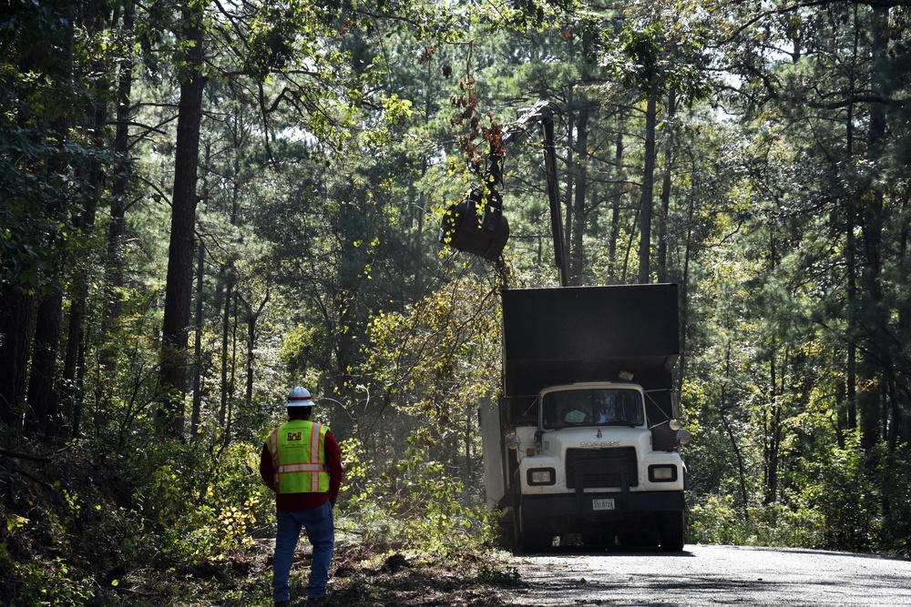 Army Corps monitors southwest Louisiana debris removal