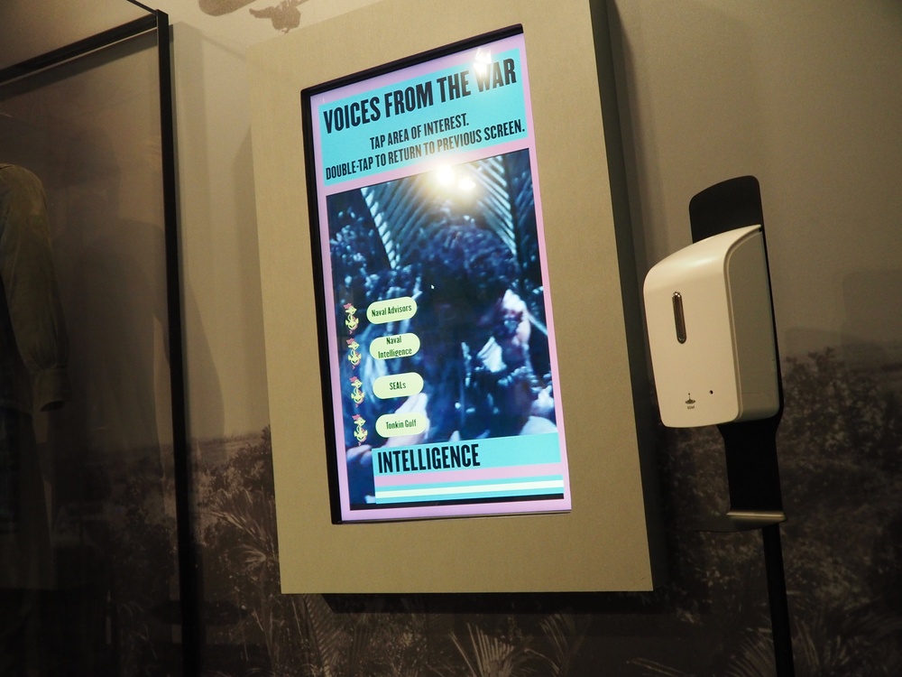 Museum gallery COVID-19 changes