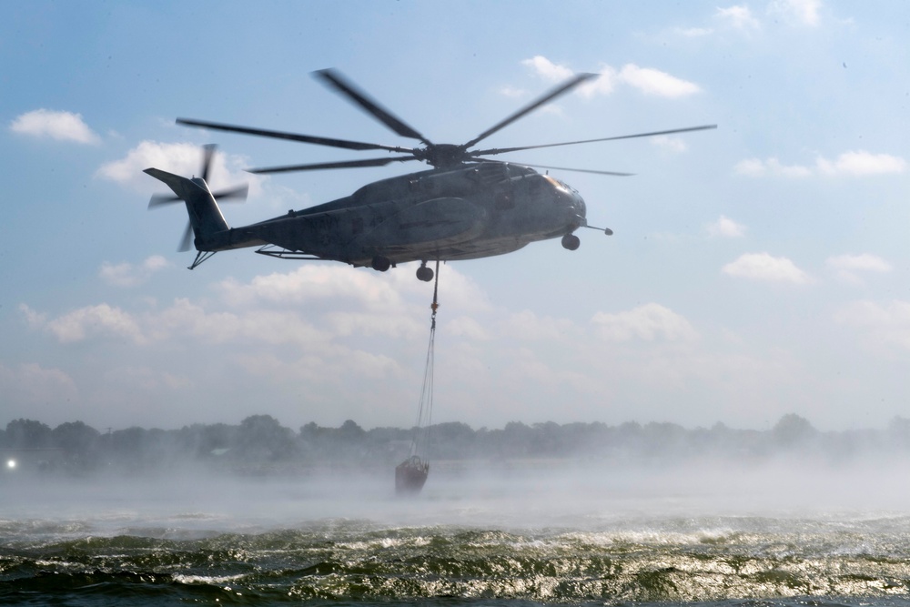 Helicopter Mine Countermeasures Squadron 12 Conducts Aerial Firefighting Exercise