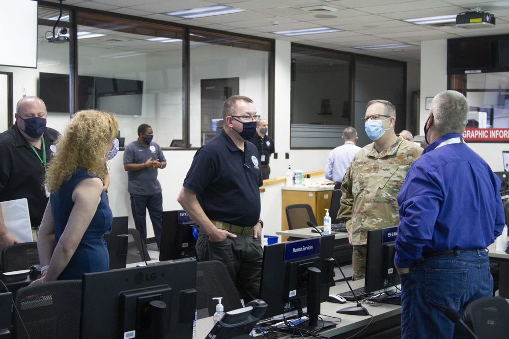 Head of FEMA Visits the Arizona Department of Emergency and Military Affairs.