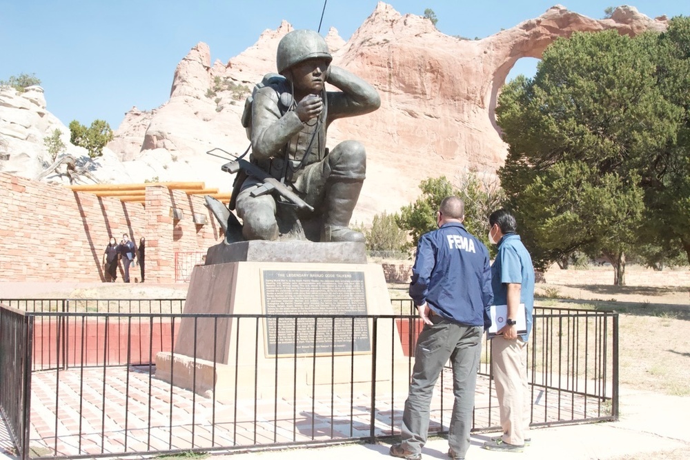 Arizona National Guard flies FEMA Administrator to Window Rock Ariz. for meeting with President of the Navajo Nation