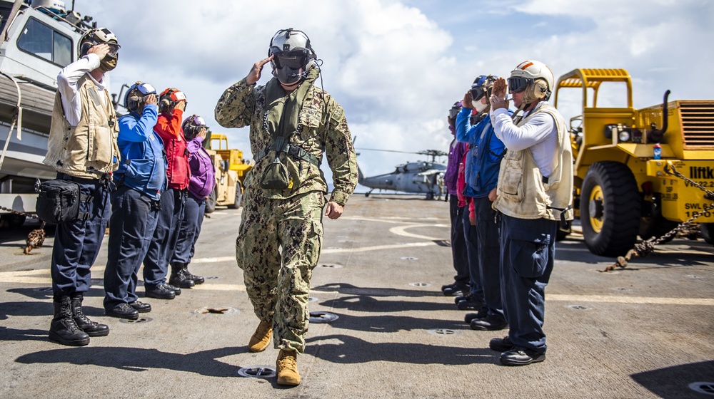 Commander, Expeditionary Strike Group 7 Visits USS Germantown (LSD 42)